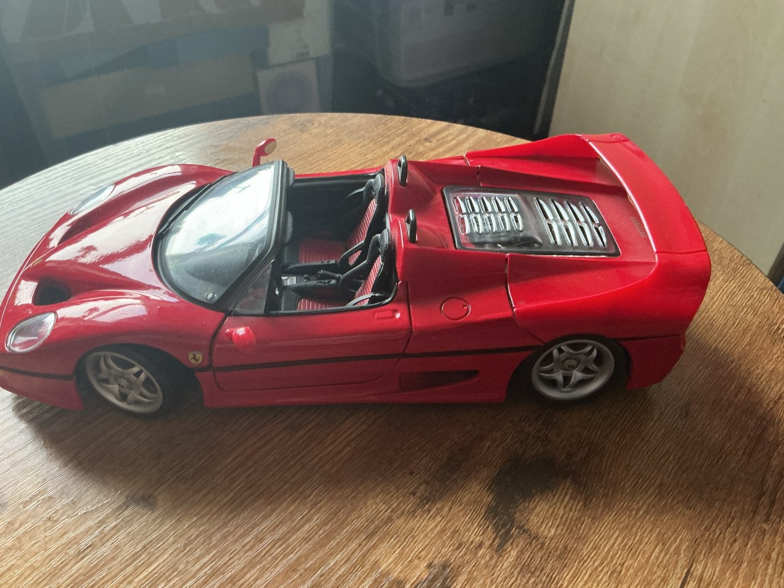 Maisto Ferrari F50 Schaalmodel 1:18 Rood, Ophalen, Zo goed als nieuw, Auto, Maisto