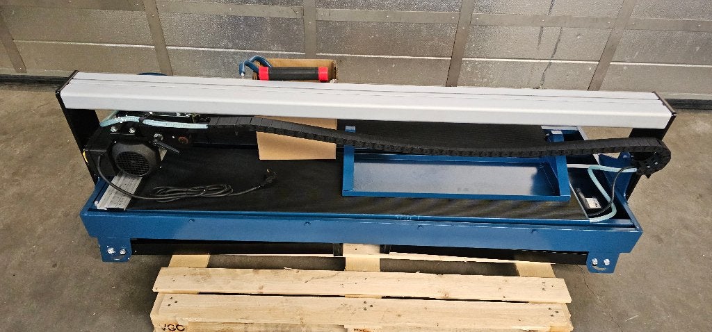 HBM Tegelzaagmachine - Tegelsnijder - 1200 mm.- 1200 Watt, 60 cm of meer, Overige typen, Ophalen of Verzenden, Zo goed als nieuw
