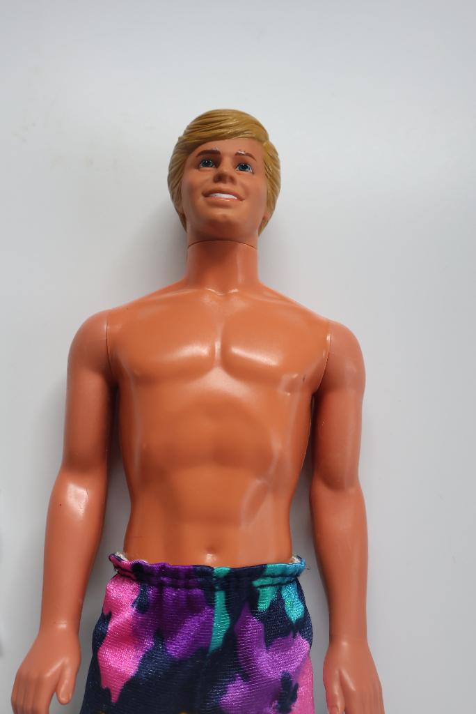 Barbie 1020-1986 Tropical Kenin originele kleding, Verzamelen, Poppen, Ophalen of Verzenden, Gebruikt, Fashion Doll