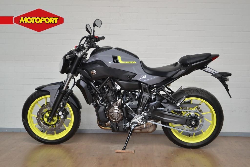 Yamaha MT 07 ABS (bj 2016), Klantenservice@yamaha-motor.nl, Koolhovenlaan 101
1119 NC  Schiphol-Rijk, NL, Naked bike, Yamaha Motor Europe N.V.