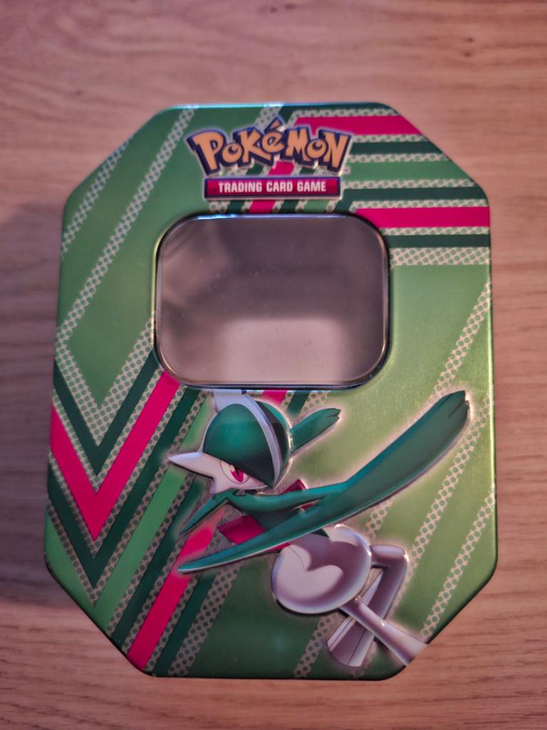 Pokémon Trading Card Game Tin Box - Gallade V, Ophalen of Verzenden, Zo goed als nieuw, Overige typen