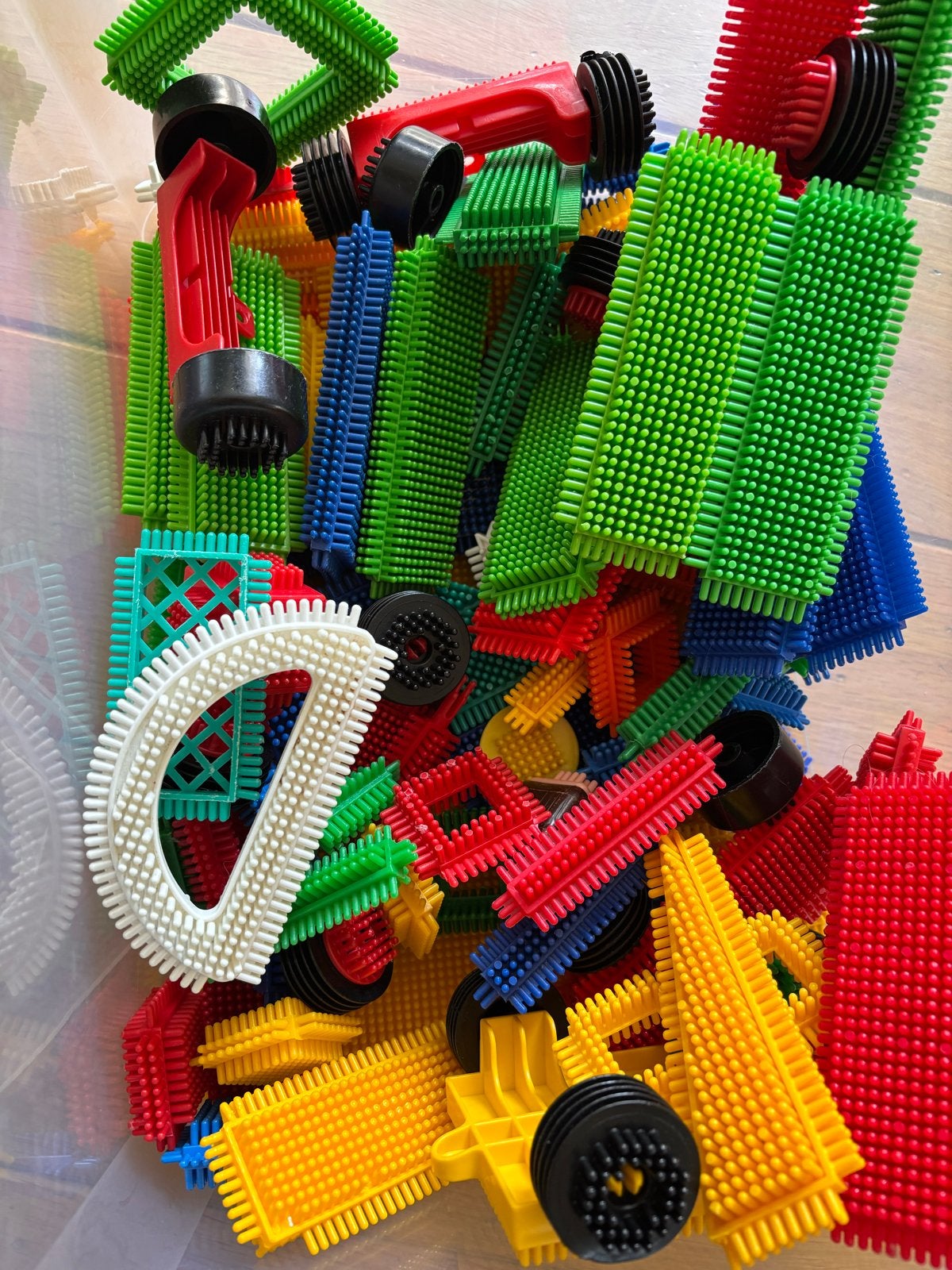 Doos met Nopper / Bristle Blocks - Goede staat, Kinderen en Baby's, Speelgoed | Bouwstenen, Ophalen of Verzenden, Nopper