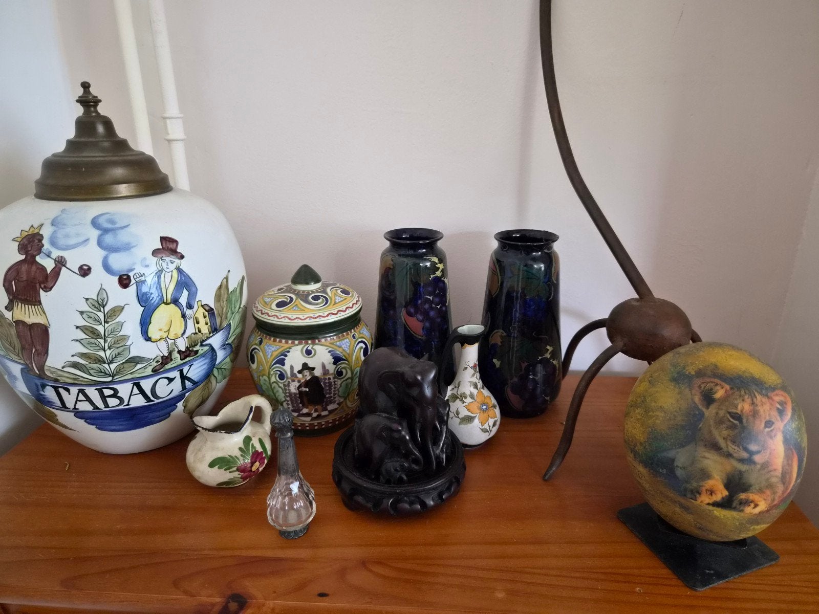 Diverse decoratieve items: tabakspot, vazen, beelden, Antiek en Kunst, Antiek | Vazen, Ophalen
