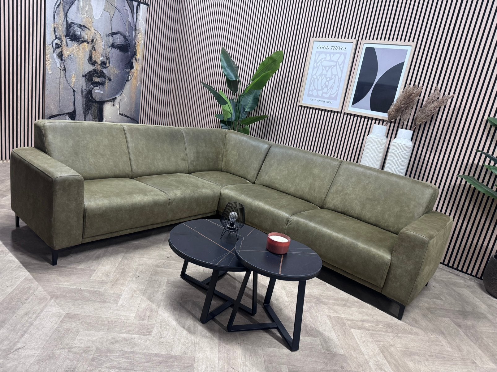 ZGAN Pronto Ardante Hoekbank Microleer - Groen - 265 x 232, Pronto hoekbank groen microleer hufterproof modern industrieel, 250 tot 300 cm