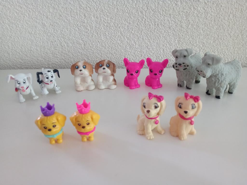 Veel Hondjes en Katjes met Accessoires voor (Barbie) Poppen, Ophalen of Verzenden, Gebruikt