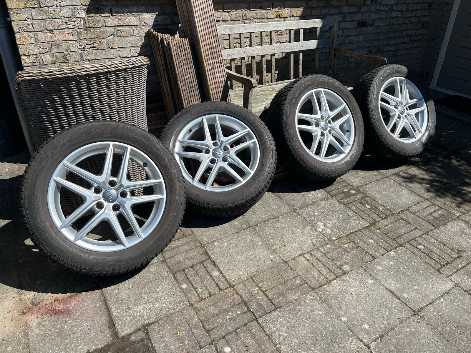 Audi/. VW 17 inch velgen zonder banden! In nette staat., Ophalen, Gebruikt