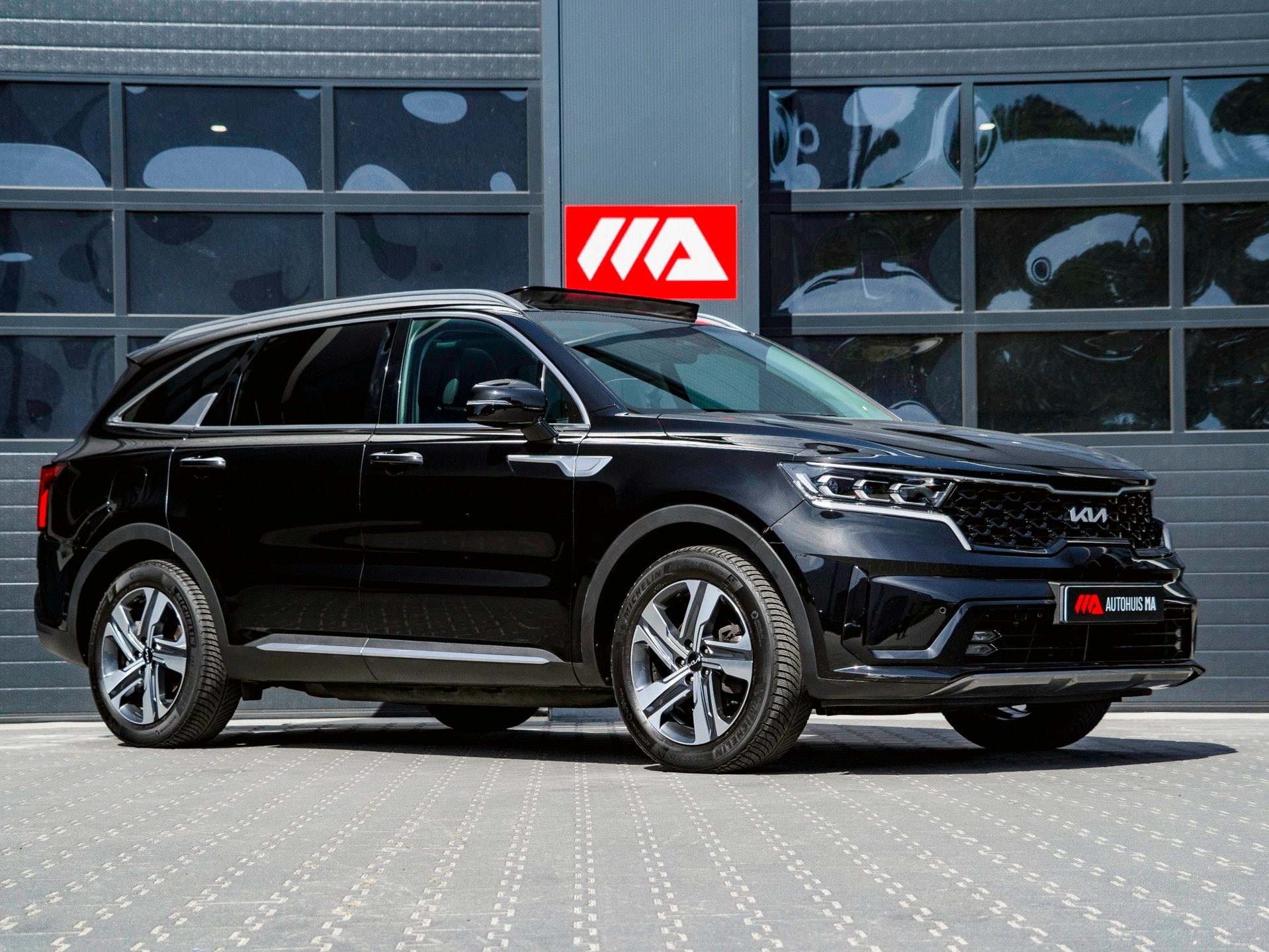 Kia Sorento 1.6 T-GDI PHEV 4WD 7P | TREKHAAK | PANO | NL AUT, Auto's, Dealer onderhouden, Gebruikt, 4 cilinders, 7 stoelen