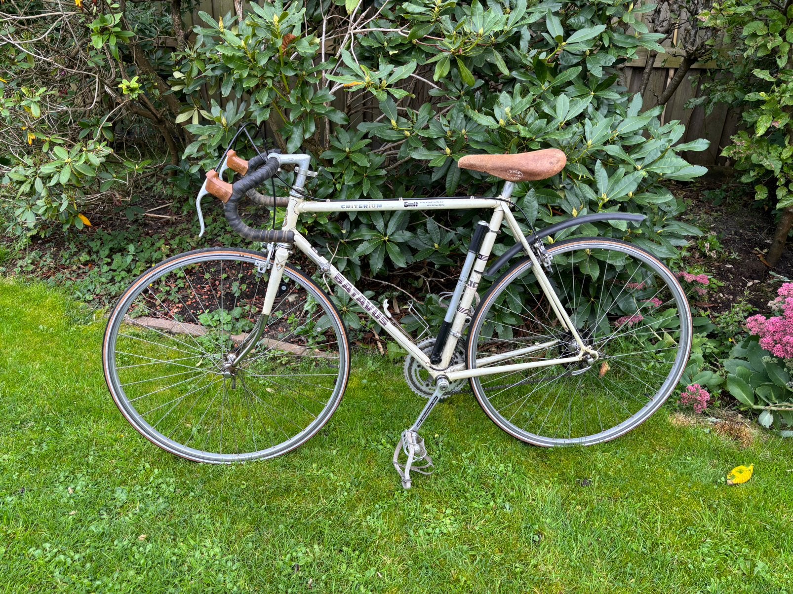 Mooie old school Batavus criterium racefiets, Fietsen en Brommers, Ophalen, 28 inch, Gebruikt, Velgrem
