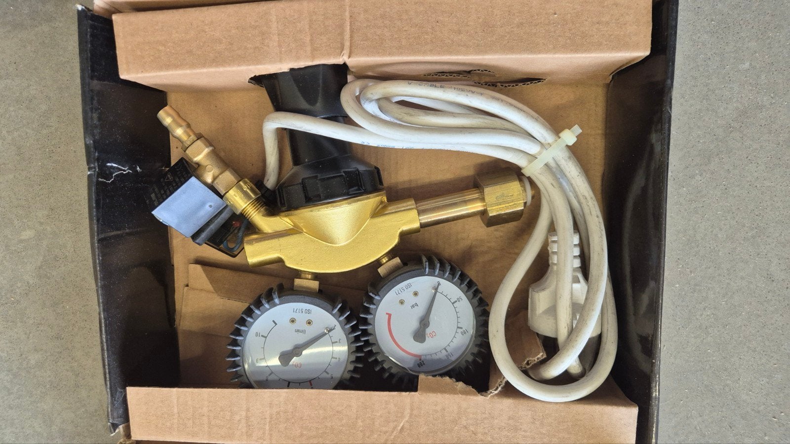 CO2 Regulator met Manometers en Kabel, Ophalen of Verzenden, Gebruikt