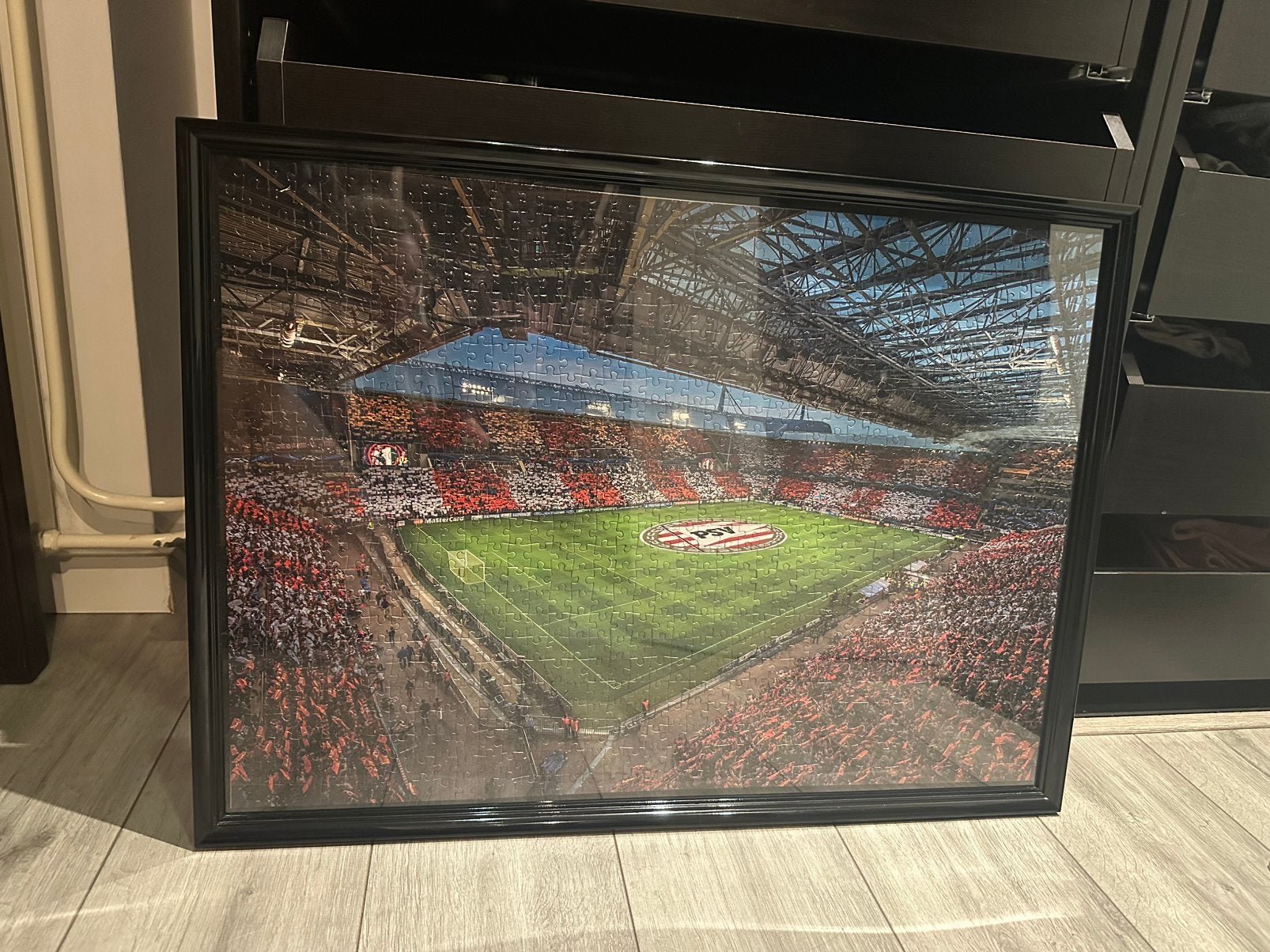 Puzzel 1000 stuks PSV stadion ingelijst, Hobby en Vrije tijd, Denksport en Puzzels, Ophalen of Verzenden, 500 t/m 1500 stukjes