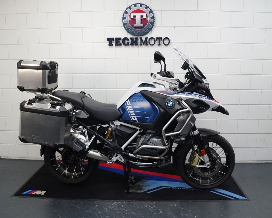 BMW R 1250 GS R1250GS ADVENTURE Trophy 2024 Kofferset, 2 cilinders, Motorrijbewijs A, Bedrijf, Onbekend