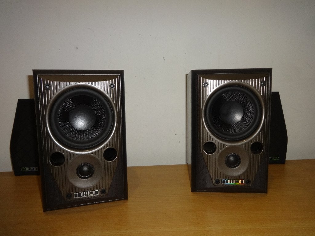 Mission M70, Ophalen of Verzenden, Zo goed als nieuw, Basreflex, Boekenplank luidspreker