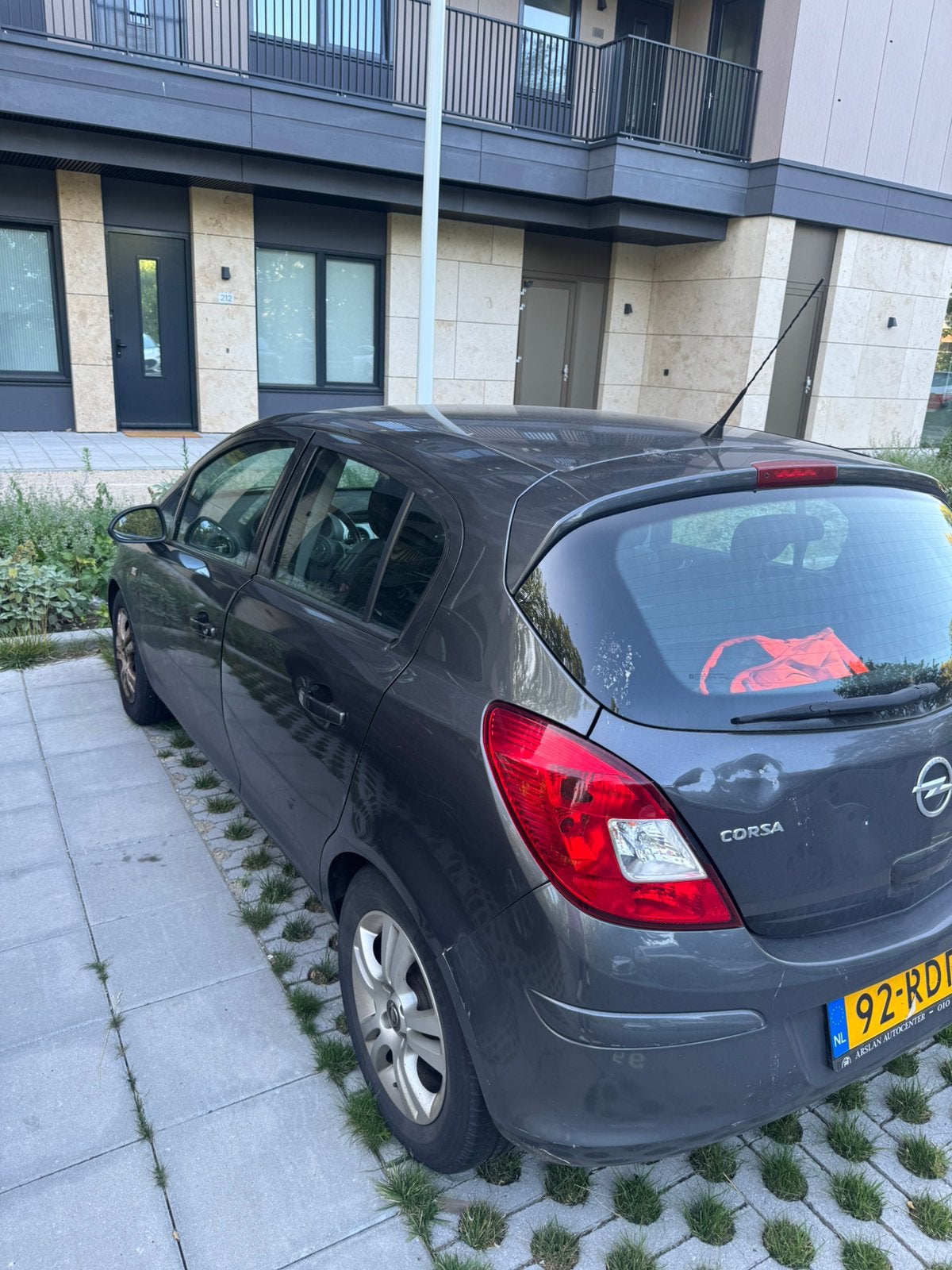 Opel Corsa 1.3 Cdti 70KW 5D 2011 Grijs (BIEDEN), Auto's, Voorwielaandrijving, 28 km/l, Origineel Nederlands, Particulier
