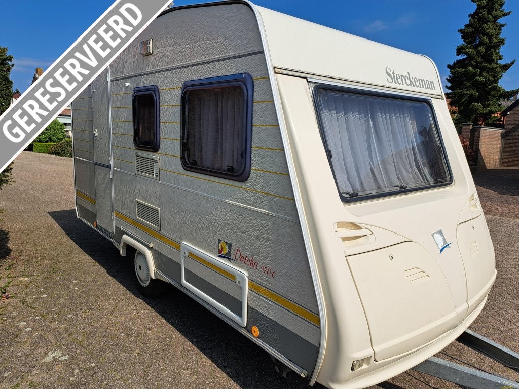 Sterckeman Datcha 370 E VERKOCHT VERKOCHT!, Caravans en Kamperen, Caravans, Dwarsbed, Sterckeman, Bedrijf, Treinzit