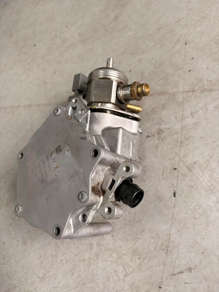 Hogedrukpomp HPFP & Vacuumpomp VW polo GTI 6C 18 TSI, Ophalen, Gebruikt, Volkswagen