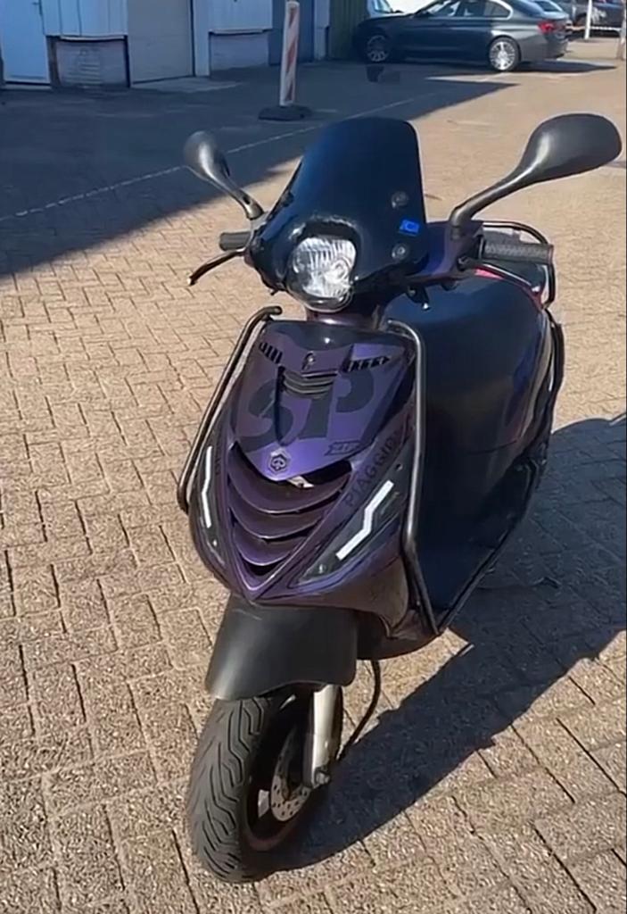 Piaggio Zip i-get 2020 Custom SP, Ophalen, Maximaal 45 km/u, Zip, Zo goed als nieuw