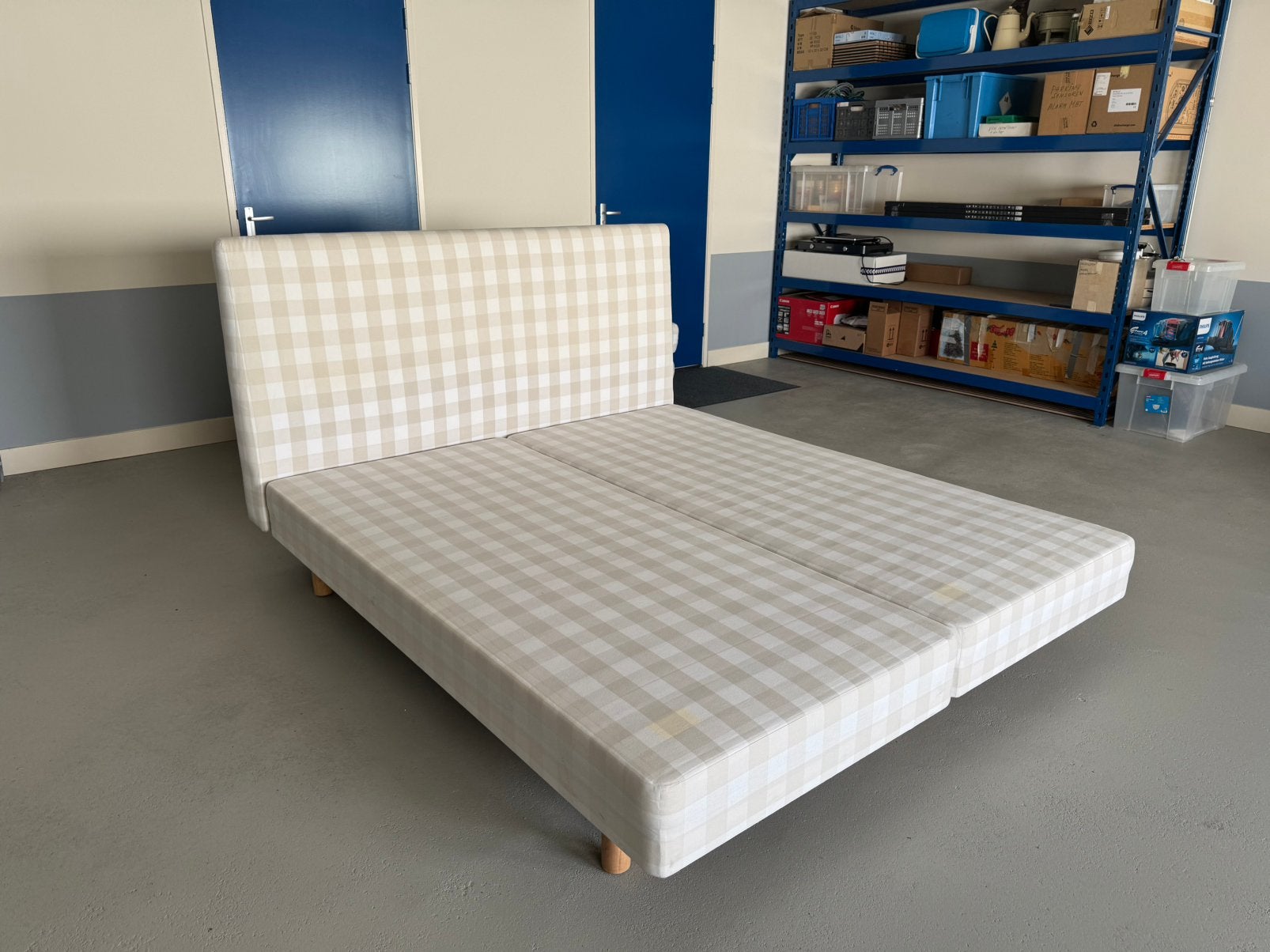 Hästens boxspring 180x200, Ophalen, Beige, Tweepersoons, Zo goed als nieuw