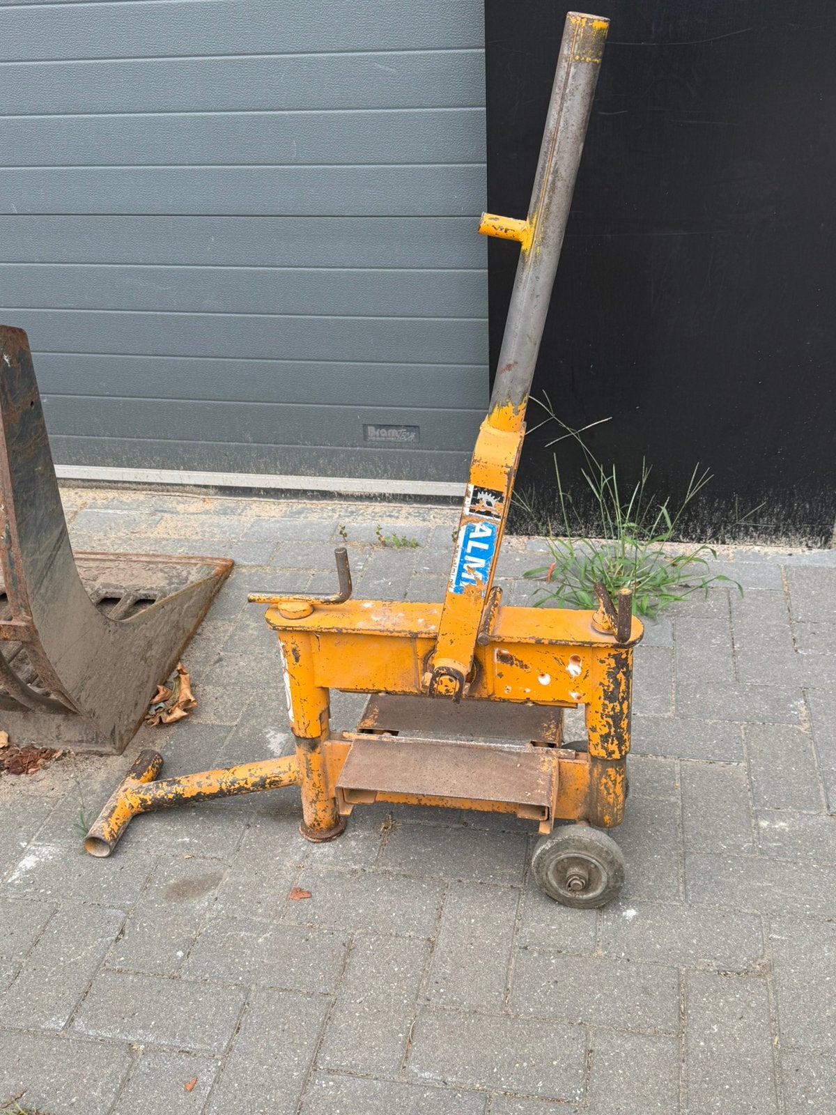 Knipmachine, Ophalen, Zo goed als nieuw