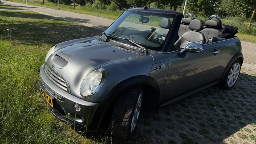 Mini 1.6 16V Cooper S Cabrio AUT Sidewalk Grijs 170 PK, Zwart, 4 cilinders, Cabriolet, 4 stoelen