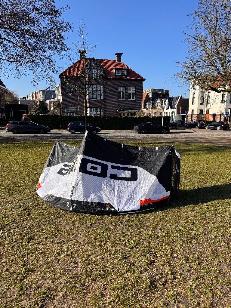 Core Nexus 4 - 7m (mogelijk met bar), Watersport en Boten, Kitesurfen, Geen board, Ophalen of Verzenden, Zo goed als nieuw, Kite