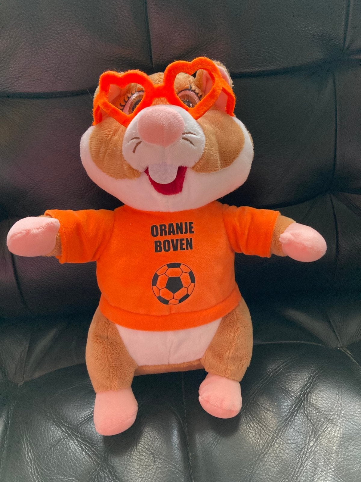 Ah hamster met oranje bril, Kinderen en Baby's, Speelgoed | Knuffels en Pluche, Ophalen of Verzenden, Zo goed als nieuw, Overige typen
