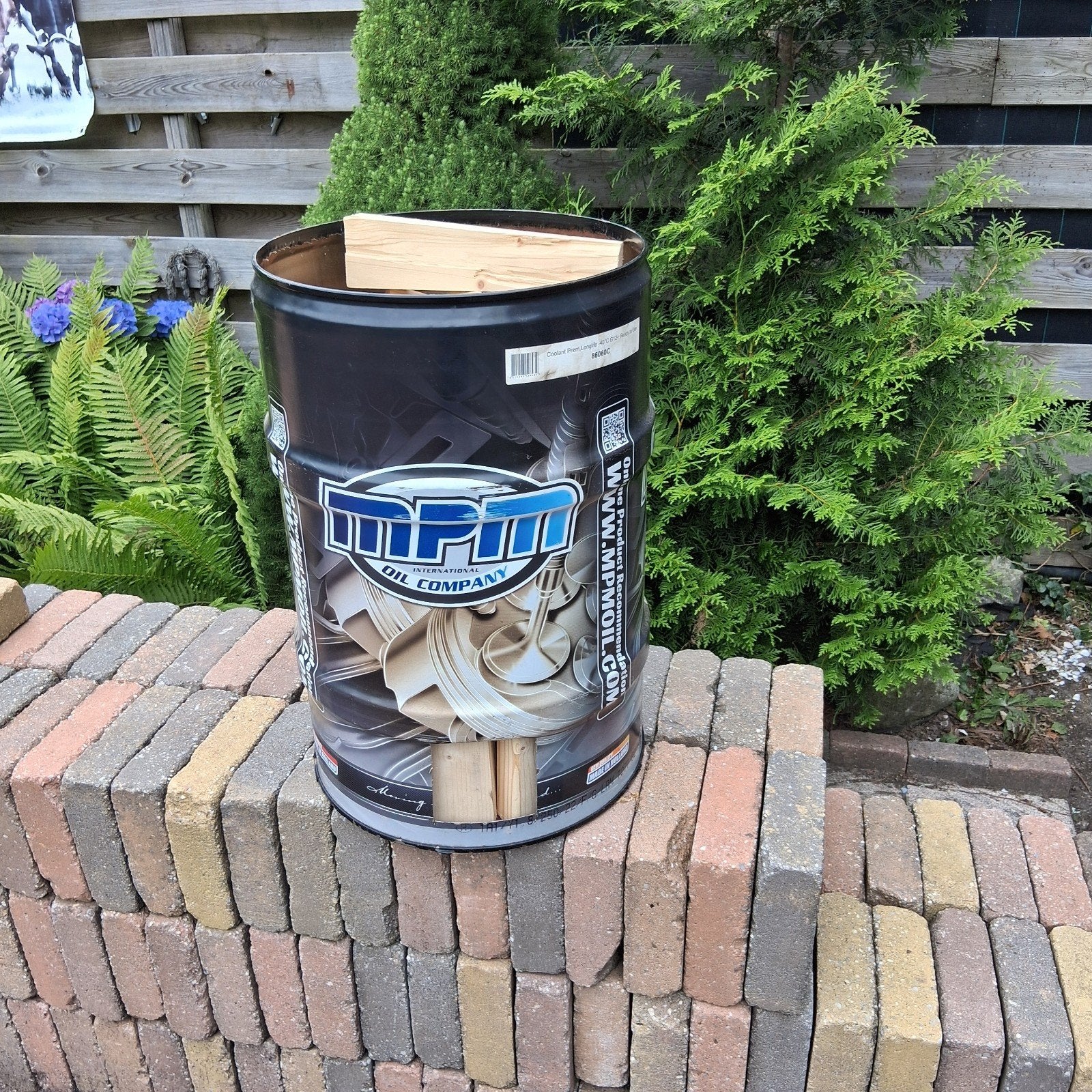 60 liter vat met mooi droog hout - Vakantie aanbieding!, Tuin en Terras, Haardhout, Minder dan 3 m³, Ophalen, Overige houtsoorten