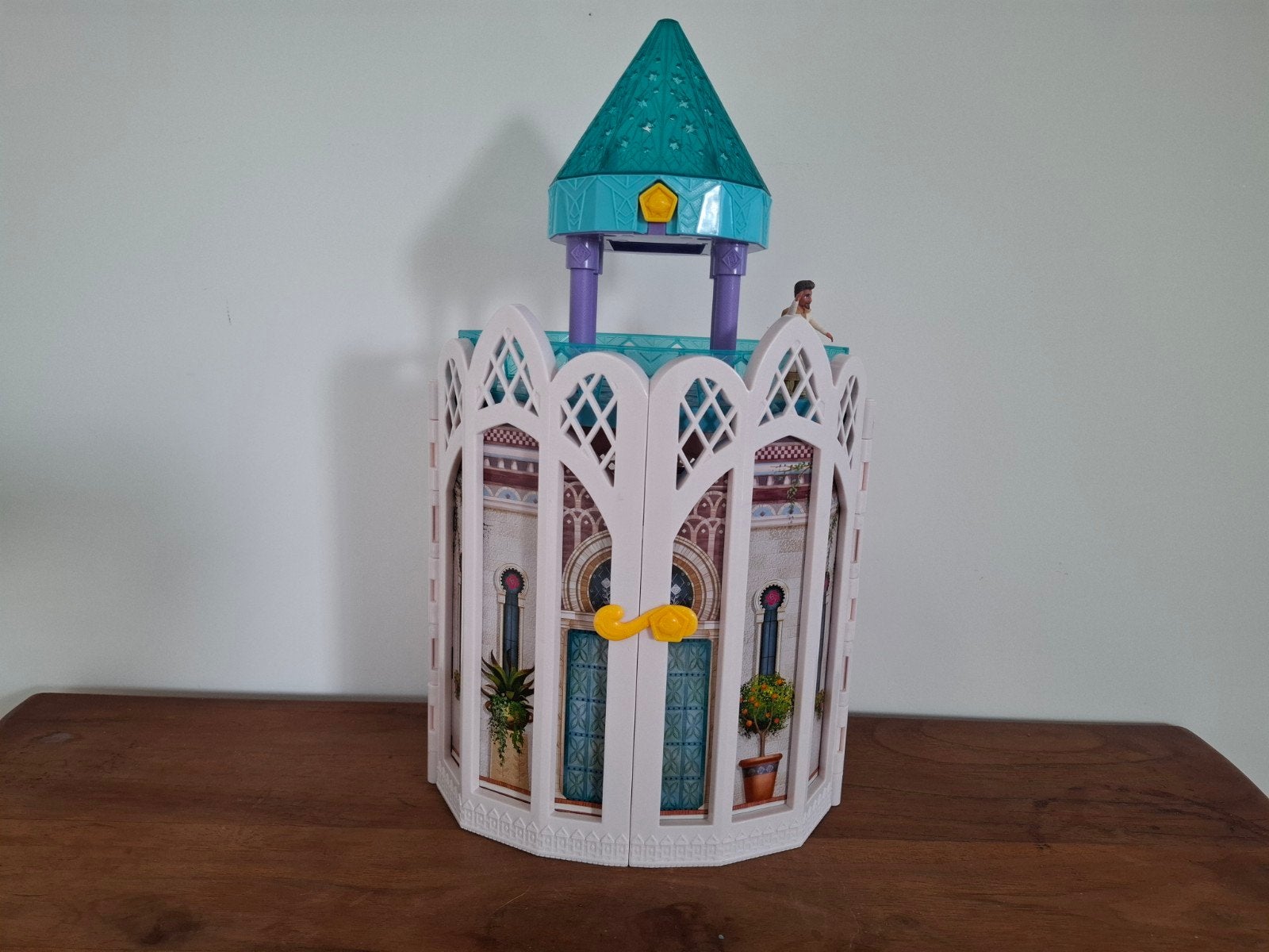 Disney kasteel incl. figuren meubels, Ophalen of Verzenden, Zo goed als nieuw