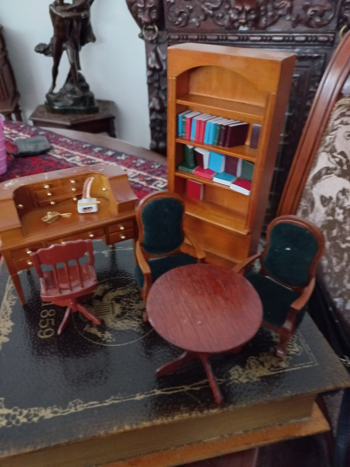 Poppenhuis meubels, Verzamelen, Poppenhuizen en Toebehoren, Ophalen, Zo goed als nieuw, Poppenhuis