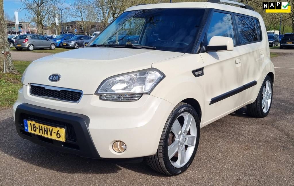 Kia Soul 1.6 X-ecutive, Auto's, Kia, Elektrische ramen, 1591 cc, 49 €/maand, Origineel Nederlands