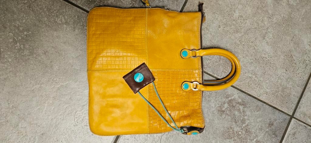 GABS Handtas Geel Leer Made in Italy, Sieraden, Tassen en Uiterlijk, Tassen | Damestassen, Gebruikt, Handtas, Geel, Ophalen of Verzenden