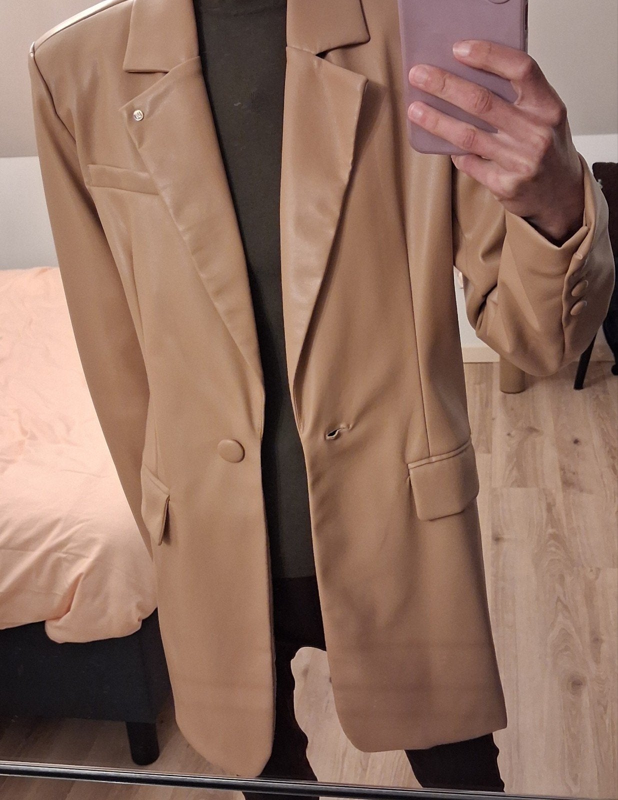 Dames blazer, colbert, imitatieleer, beige, Nikkie, 32, zgan, Beige, Ophalen of Verzenden, Zo goed als nieuw, Nikkie