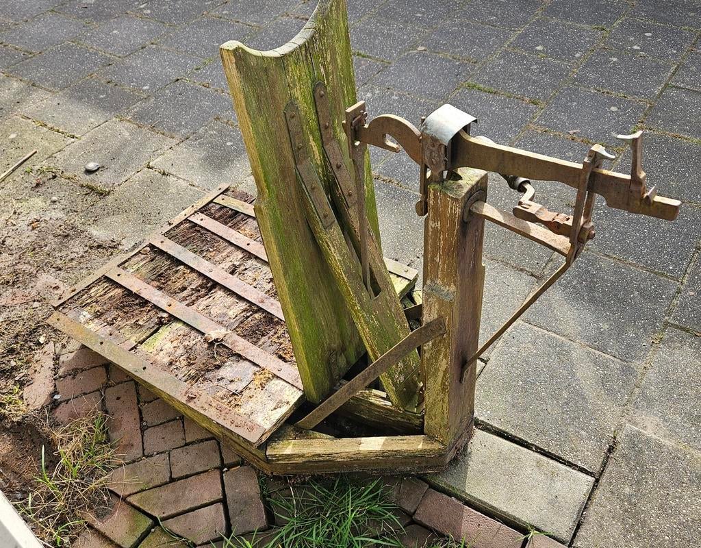 Oude bascule weegschaal, Ophalen of Verzenden, Gebruikt, Vloerweegschaal, 200 kg of meer