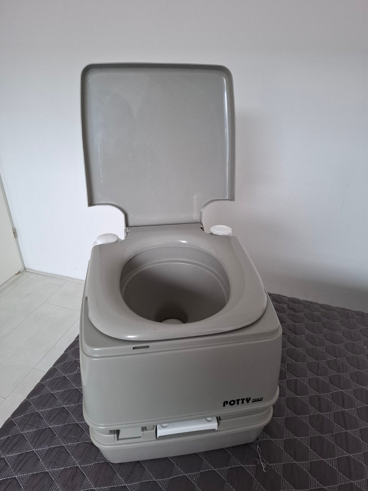 Porta potty, Ophalen
