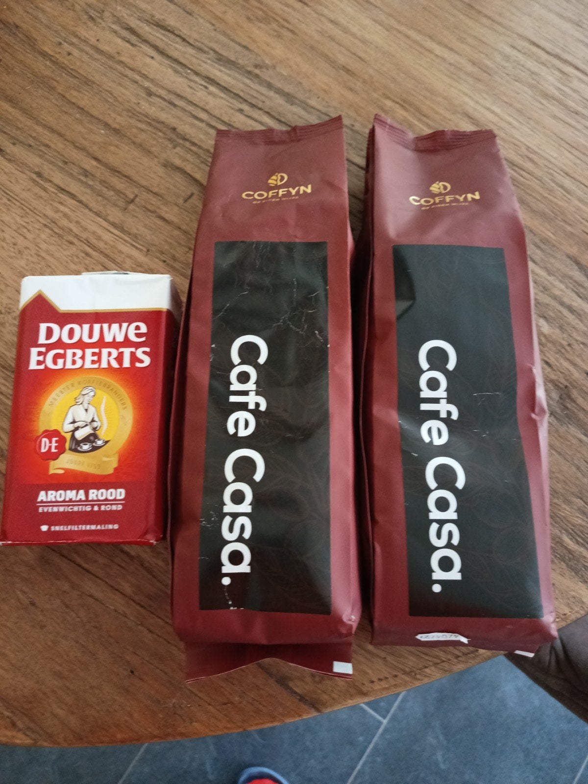 Douwe Egberts filter koffie en Coffyn filterkoffie, Ophalen of Verzenden, Zo goed als nieuw