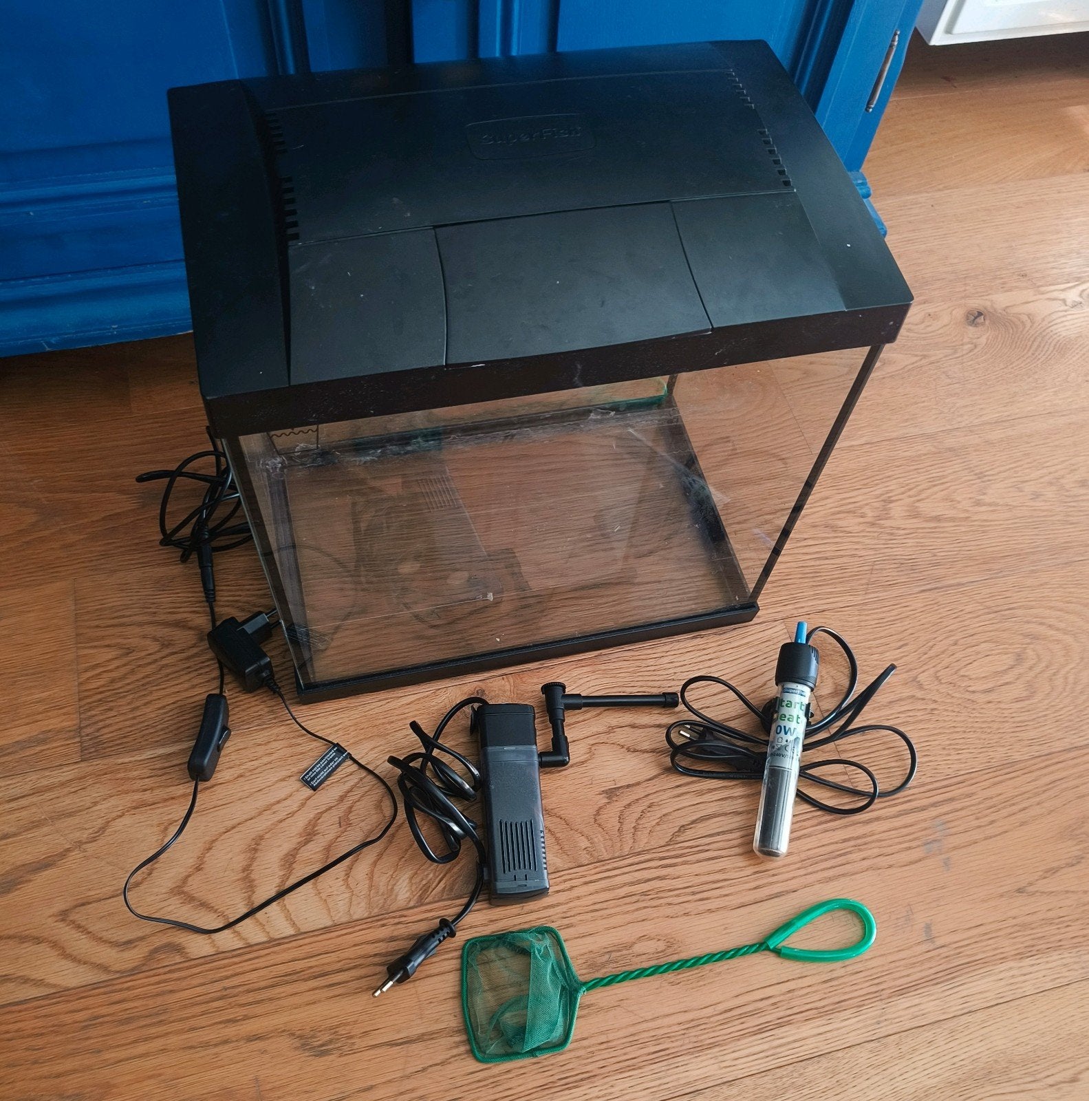 Super fish starters aquarium - incl heater, filter en lamp, Gebruikt, Inclusief deksel, Ophalen of Verzenden, Leeg aquarium