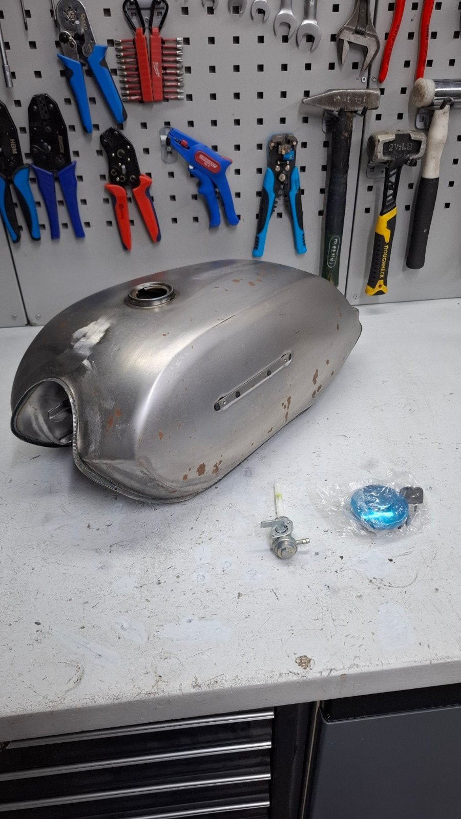 Brandstof tank caferacer, Ophalen of Verzenden, Nieuw, Tank, Overige merken