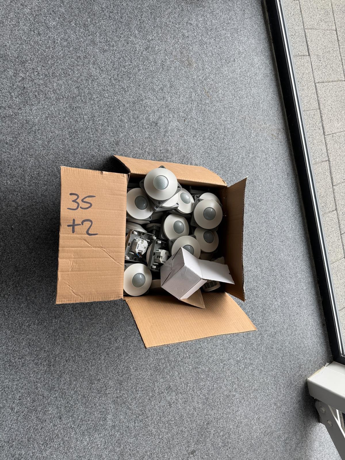 ESYLUX Bewegingsmelder 360 graden opbouw, Ophalen of Verzenden, Gebruikt