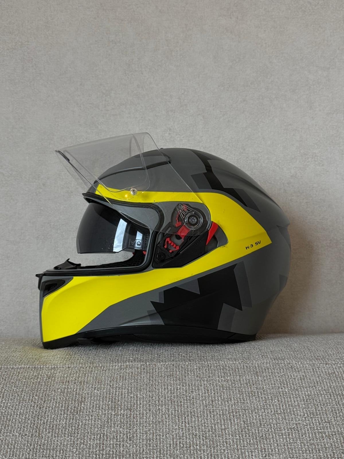 AGV K-3 SV Motorhelm - Zwart Camouflage/Fluo Geel (M/S), Ophalen of Verzenden, Tweedehands, Dames