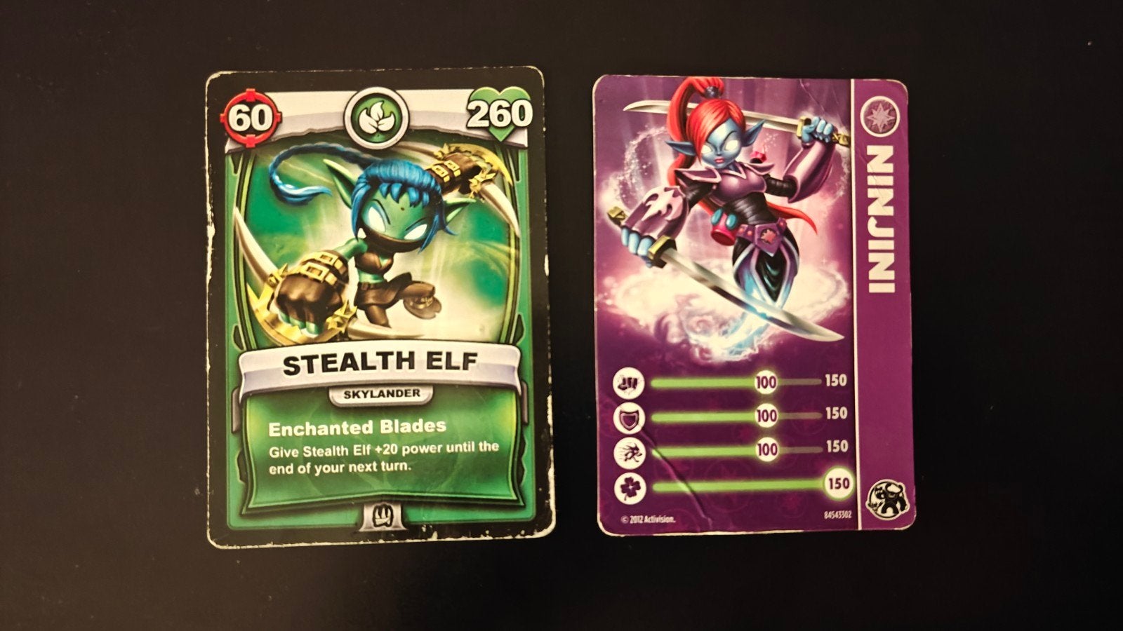 Twee Skylanders kaarten: Stealth Elf en Ninjini, Ophalen of Verzenden, Gebruikt, Meerdere kaarten