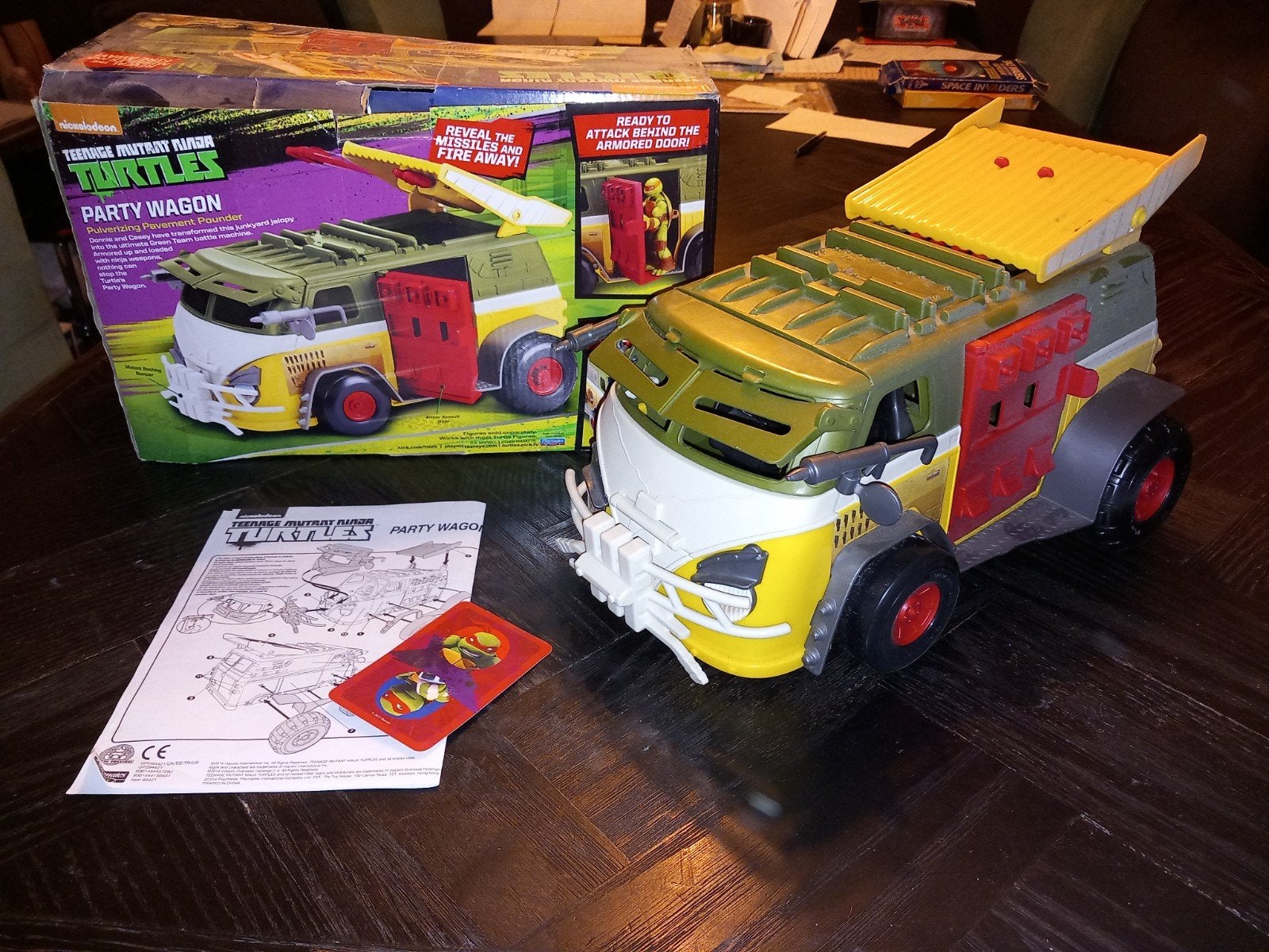 Teenage Mutant Ninja Turtles Party Wagon Speelgoedvoertuig, Nickelodeon, Info@nickelodeon.com, 1515 Broadway, New York, NY 10036, USA