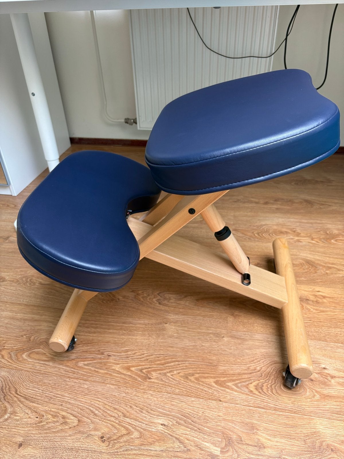 TAOline Ergonomische Kniestoel - Perfecte Conditie, Ophalen, Zo goed als nieuw, Blauw