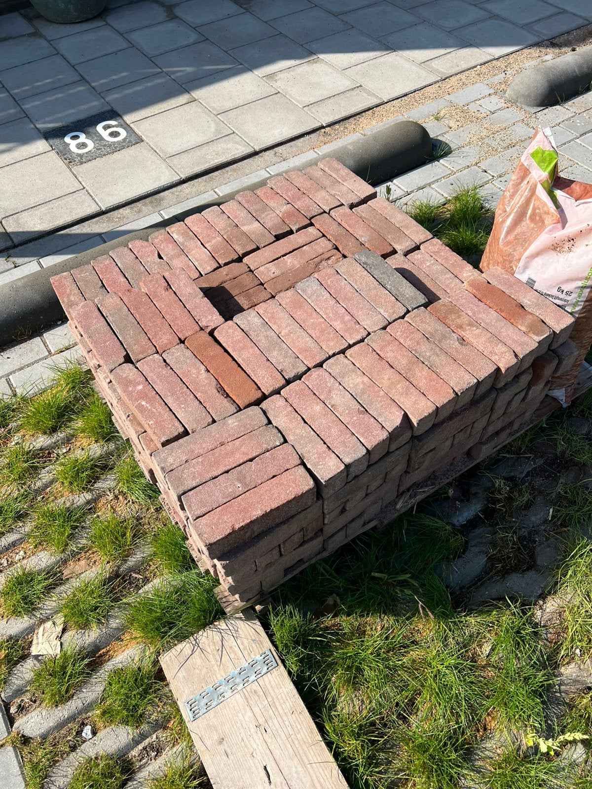 Ca. 290 nieuwe gebakken klinkers 20x5x6, Ophalen, Keramiek, Klinkers, Nieuw