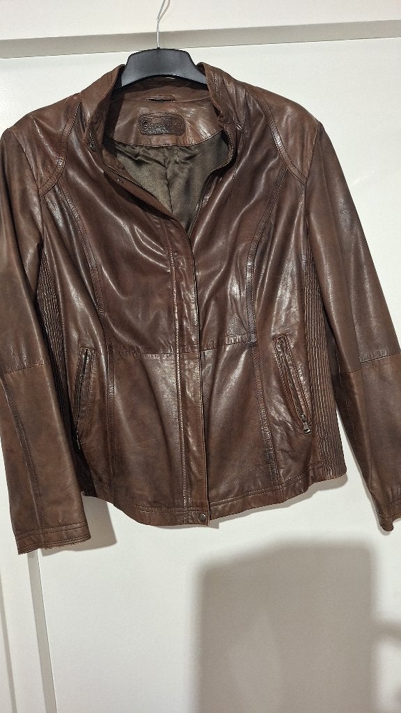 Bruin zacht Leren dames jasje maat 44, Kleding | Dames, Jasjes, Kostuums en Pakken, Bruin, Yessica, Maat 42/44 (L), Ophalen of Verzenden