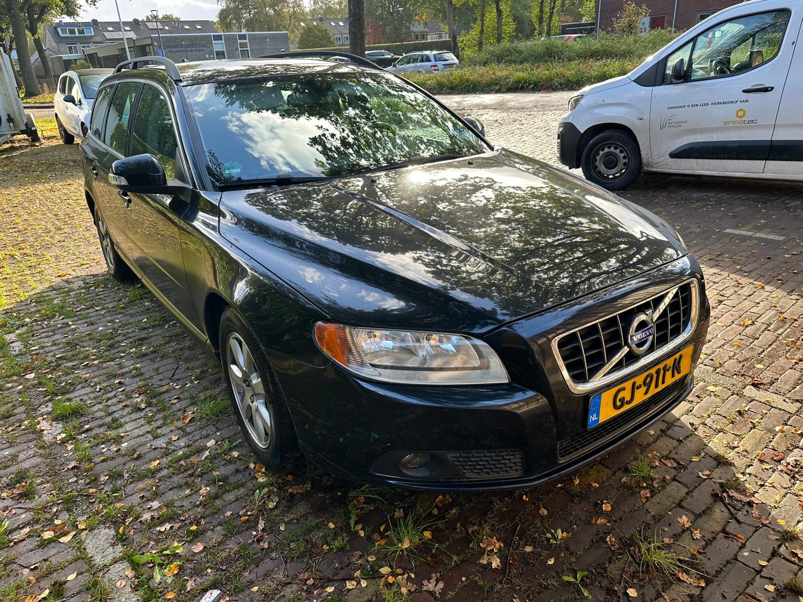 Volvo V70 1.6 D 2011 Zwart incl. Gratis nieuwe APK, Voorwielaandrijving, 1512 kg, 4 cilinders, Zwart