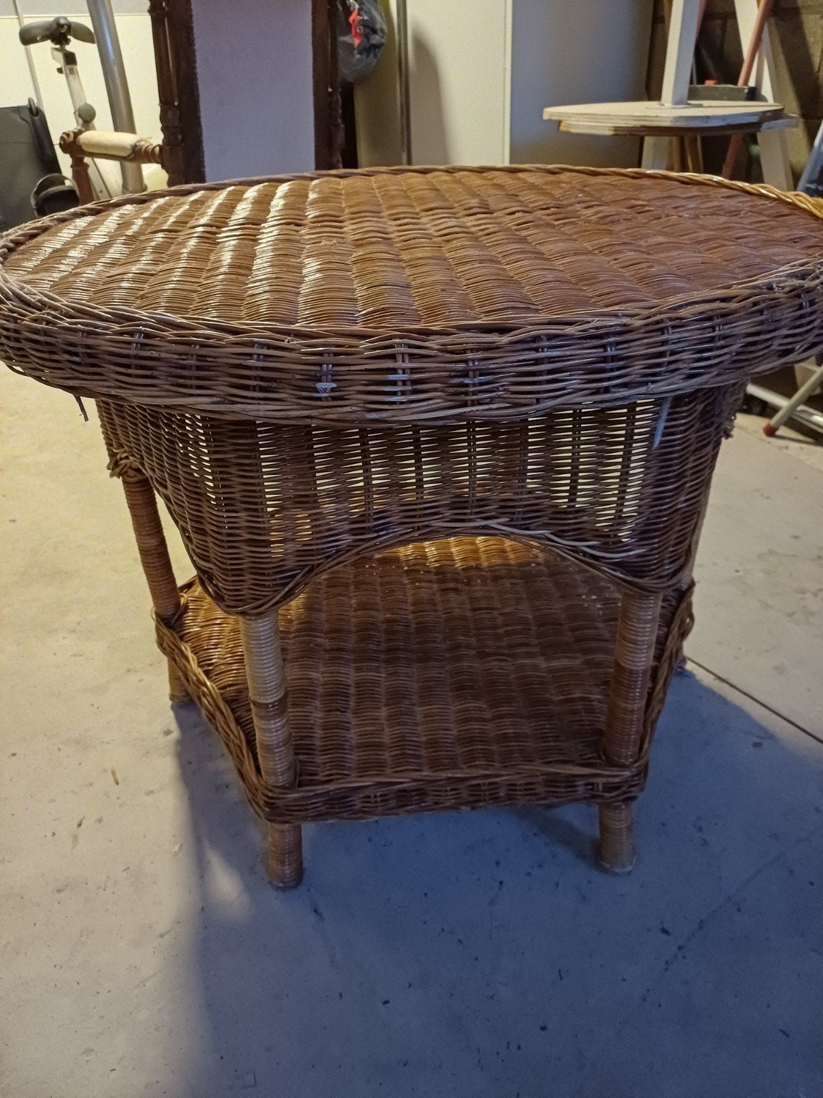 Rotan tafel rond 80 cm, Huis en Inrichting, Ophalen, Gebruikt, 50 tot 100 cm, Rond