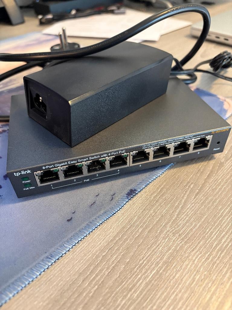 TP-link TL-SG108PE PoE Switch 8 poorts, Computers en Software, Ophalen of Verzenden, Zo goed als nieuw
