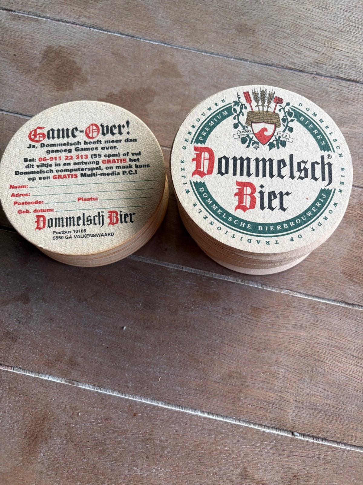 53 x Dommelsch Bier Viltjes - Vintage Game-Over Editie, Verzamelen, Biermerken, Ophalen of Verzenden, Gebruikt, Viltje(s), Dommelsch