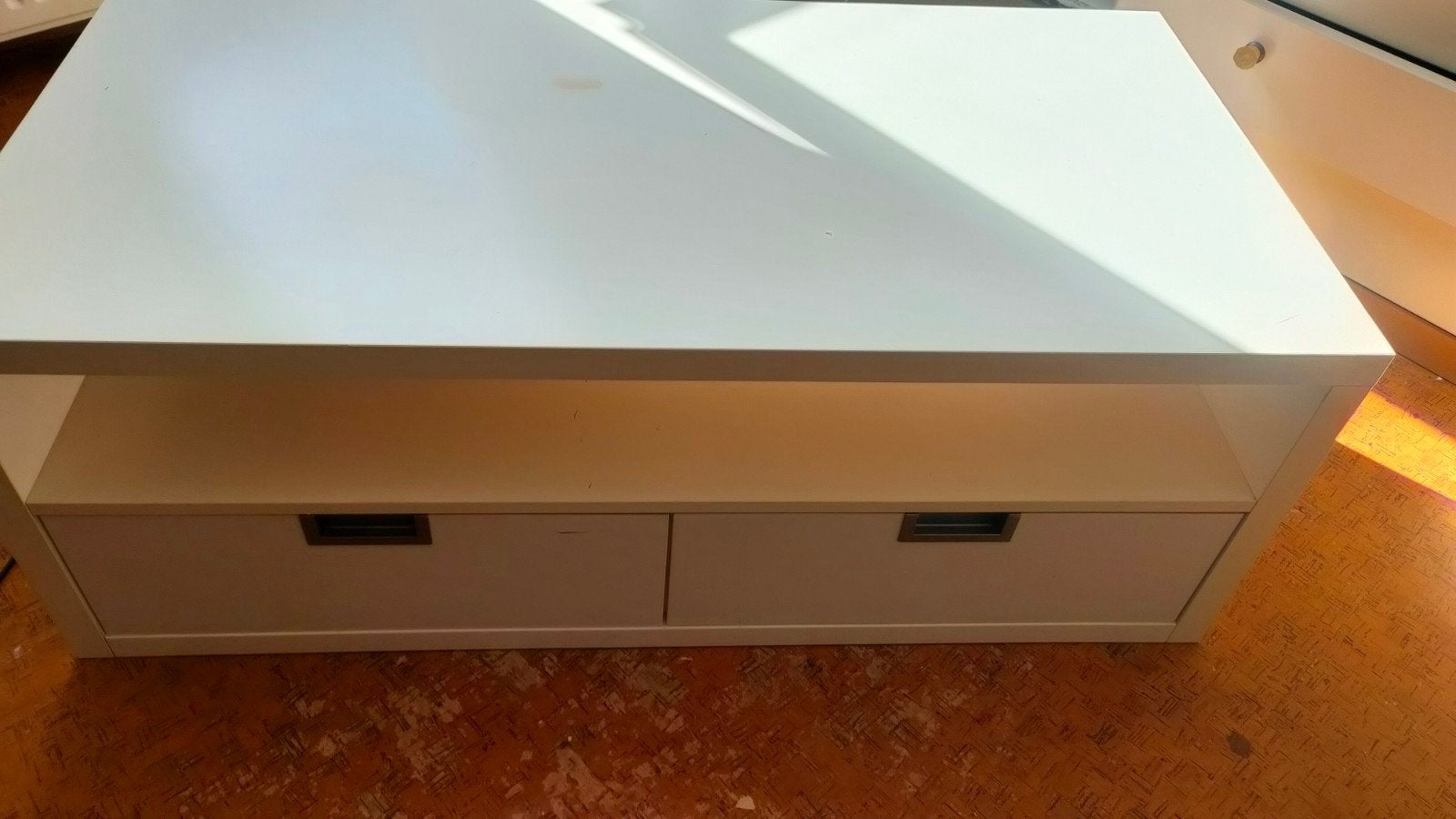 Witte tv meubel van ikea, Huis en Inrichting, Ophalen, Gebruikt, 50 tot 100 cm, Overige houtsoorten