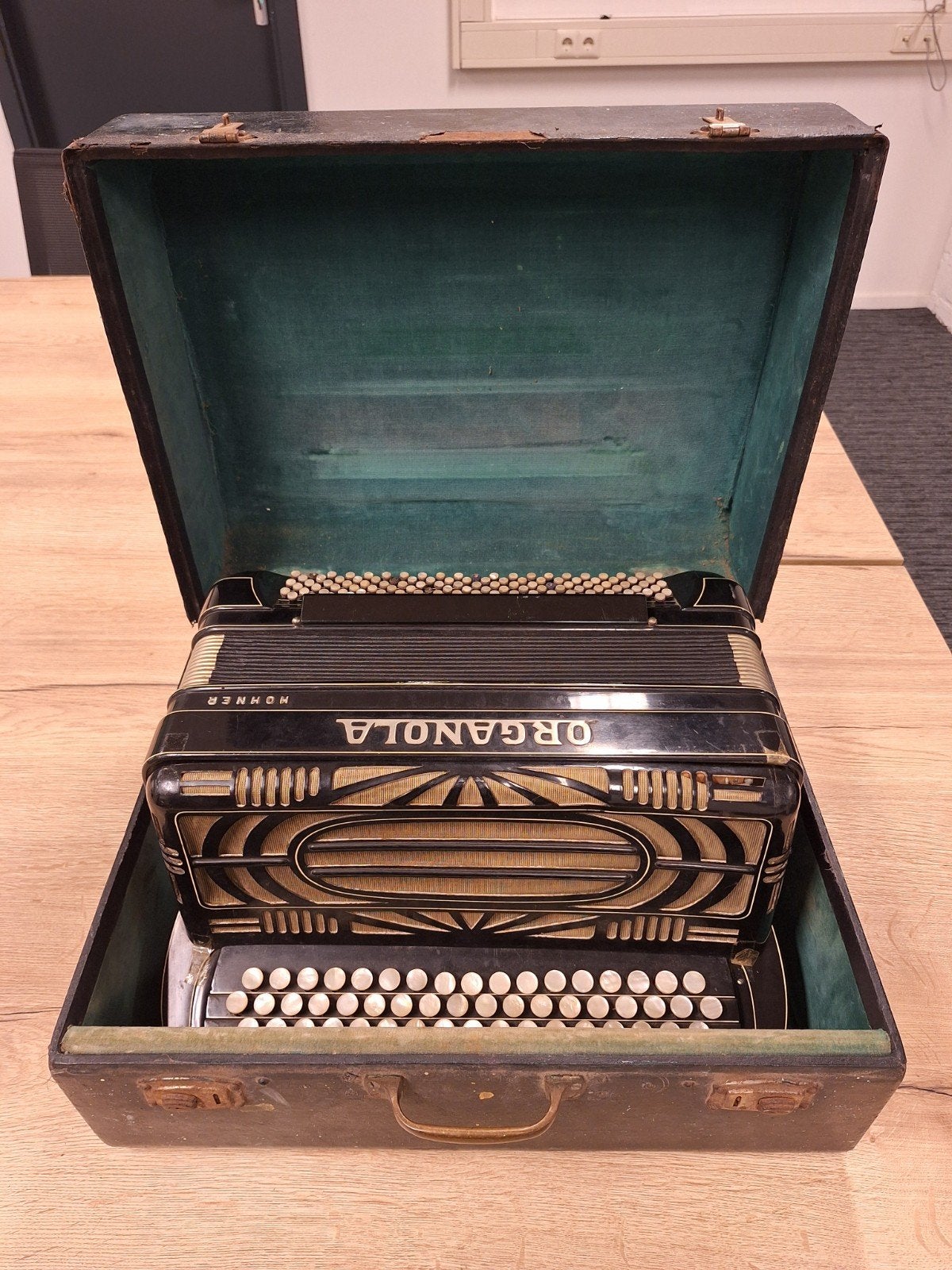 Hohner Organola Knopaccordeon met koffer, Muziek en Instrumenten, Accordeons, Gebruikt, Hohner Musikinstrumente GmbH, Info@hohner.de