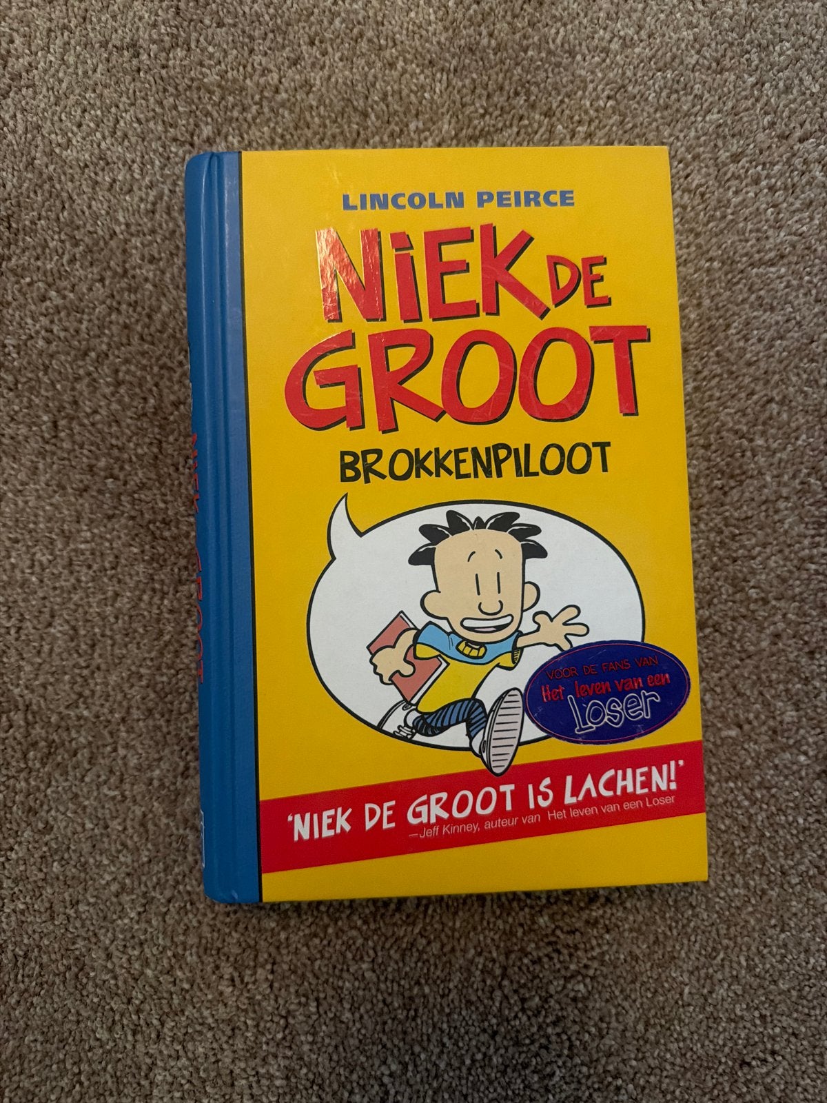 Niek de Groot: Brokkenpiloot - Lincoln Peirce, Ophalen of Verzenden, Gelezen, Fictie